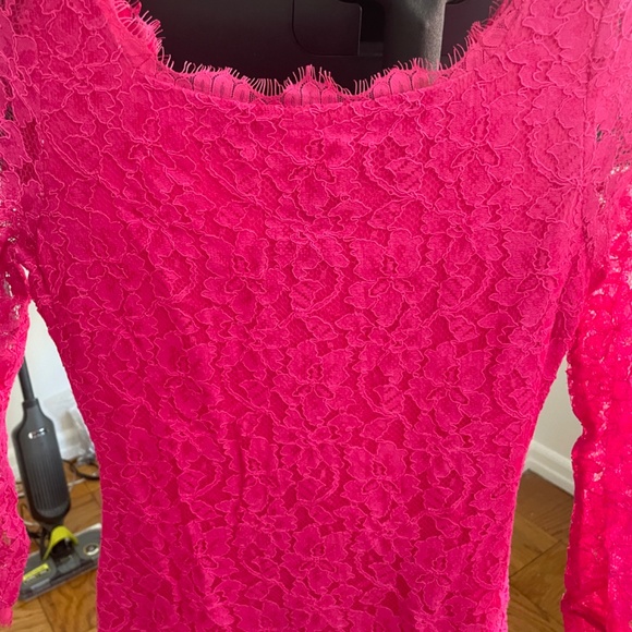 Diane von Furstenberg lace dress - Picture 2 of 6